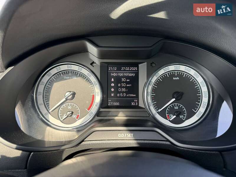 Универсал Skoda Octavia 2019 в Радивилове