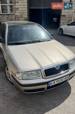 Лифтбек Skoda Octavia 2005 в 