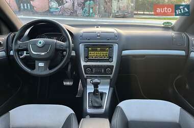 Універсал Skoda Octavia 2010 в 