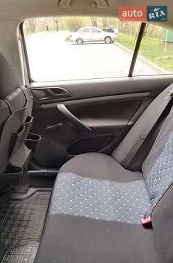 Лифтбек Skoda Octavia 2011 в 