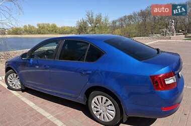 Ліфтбек Skoda Octavia 2014 в 