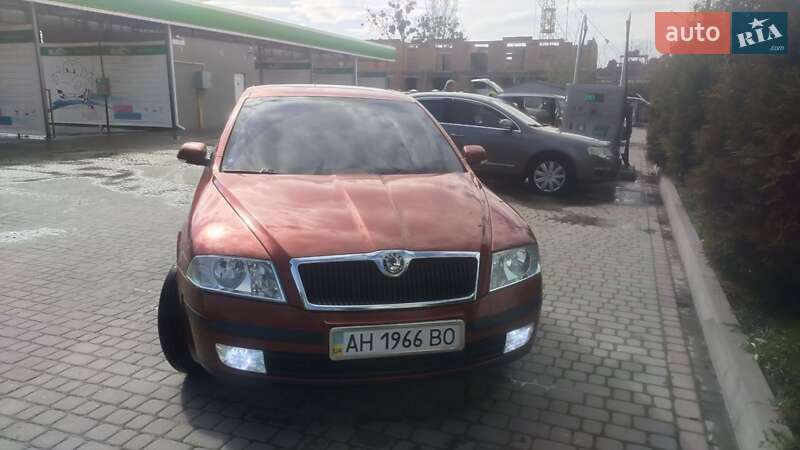 Лифтбек Skoda Octavia 2006 в 