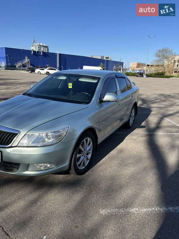 Лифтбек Skoda Octavia 2011 в Николаеве