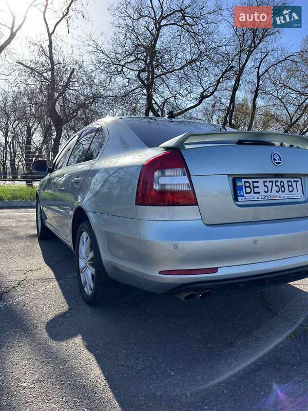 Лифтбек Skoda Octavia 2011 в Николаеве
