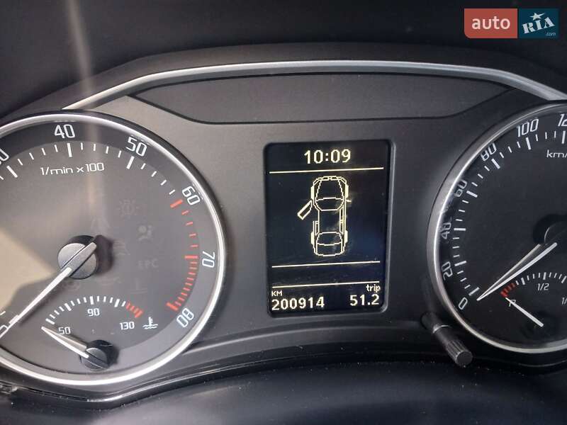 Универсал Skoda Octavia 2010 в Киеве