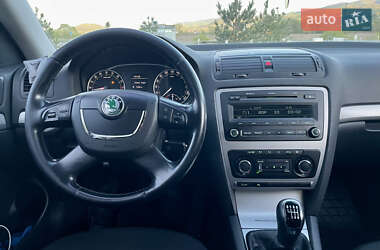Лифтбек Skoda Octavia 2011 в 