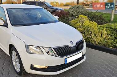 Лифтбек Skoda Octavia 2017 в 
