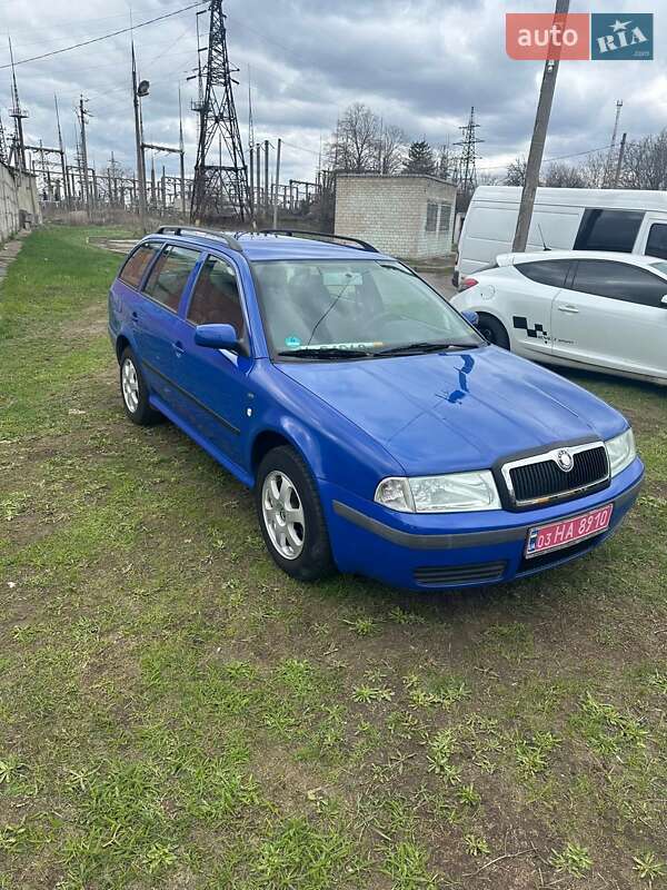 Универсал Skoda Octavia 2002 в Лозовой