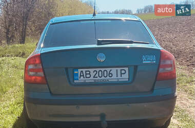 Лифтбек Skoda Octavia 2005 в 