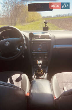 Лифтбек Skoda Octavia 2005 в 