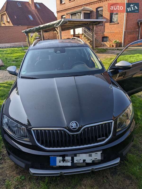 Универсал Skoda Octavia 2015 в Сарнах