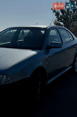 Лифтбек Skoda Octavia 2008 в 