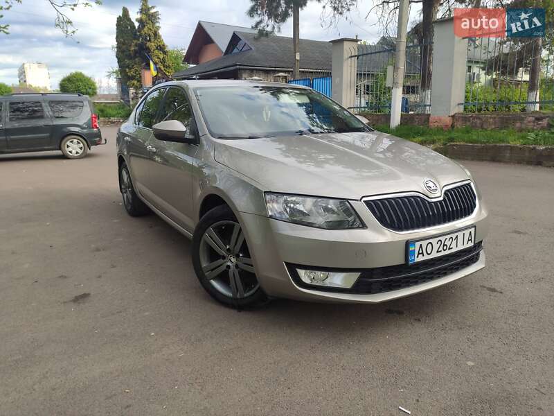 Лифтбек Skoda Octavia 2014 в Мукачево