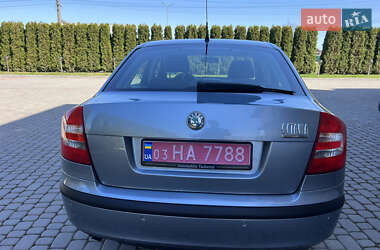 Лифтбек Skoda Octavia 2005 в 