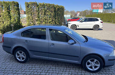 Лифтбек Skoda Octavia 2005 в 