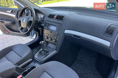 Лифтбек Skoda Octavia 2005 в 
