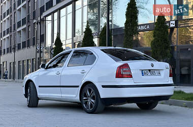 Лифтбек Skoda Octavia 2006 в 