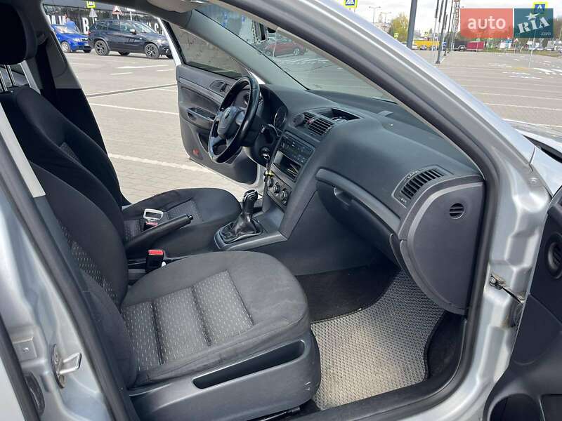 Универсал Skoda Octavia 2011 в Львове