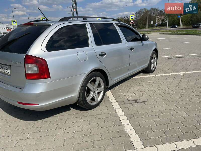 Универсал Skoda Octavia 2011 в Львове