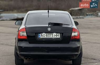 Лифтбек Skoda Octavia 2012 в 