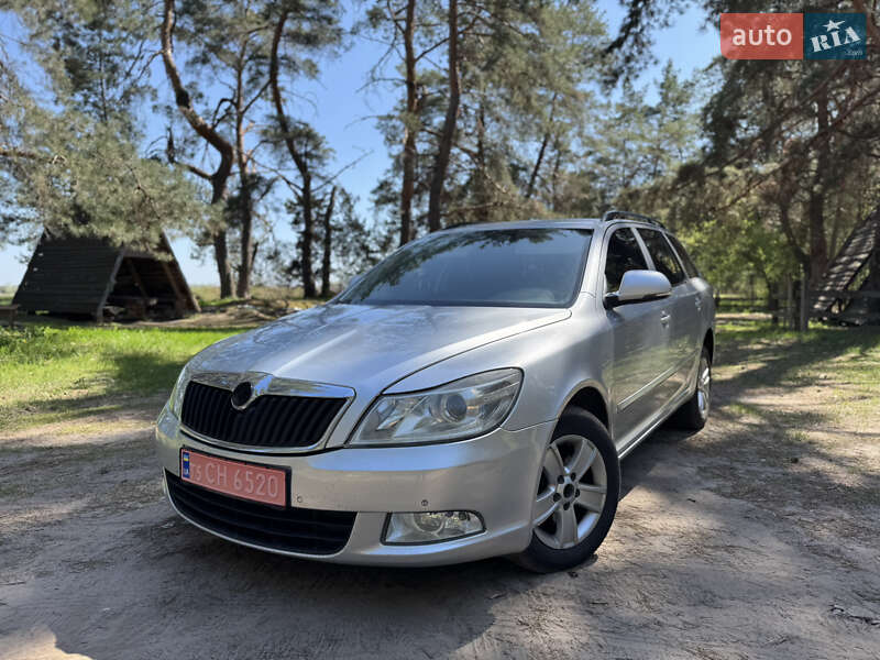 Универсал Skoda Octavia 2010 в Полтаве