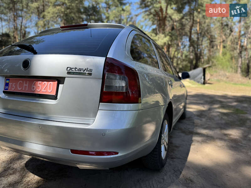 Универсал Skoda Octavia 2010 в Полтаве