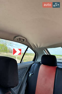 Ліфтбек Skoda Octavia 1999 в 