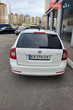 Универсал Skoda Octavia 2010 в 