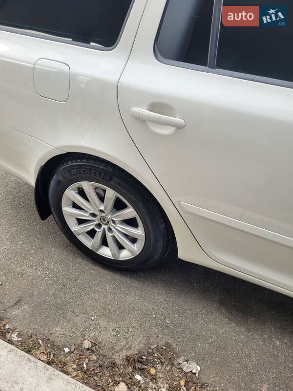 Універсал Skoda Octavia 2010 в Києві