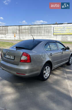 Лифтбек Skoda Octavia 2011 в 