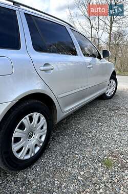 Универсал Skoda Octavia 2012 в 