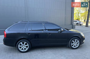 Універсал Skoda Octavia 2010 в 