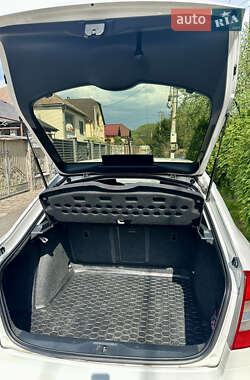 Лифтбек Skoda Octavia 2012 в 