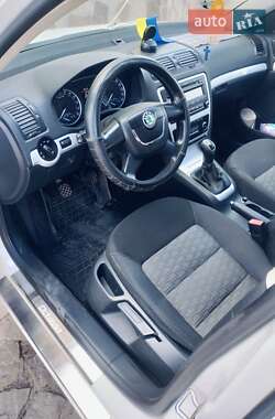 Универсал Skoda Octavia 2011 в 