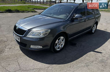 Универсал Skoda Octavia 2011 в 