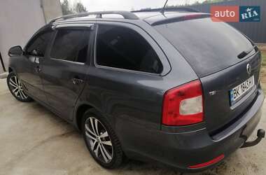 Универсал Skoda Octavia 2010 в Вараше