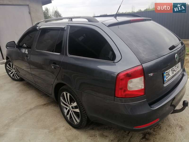 Универсал Skoda Octavia 2010 в Вараше