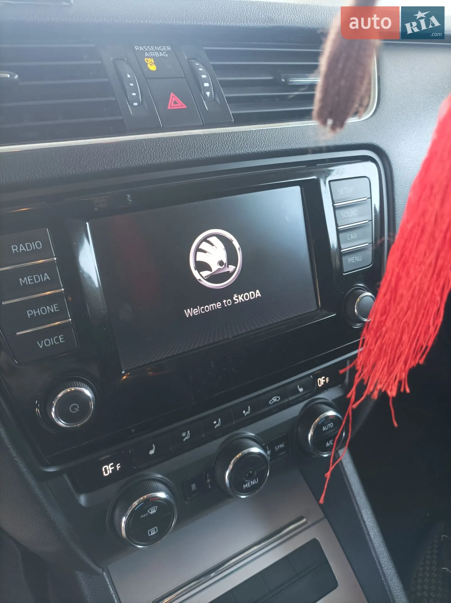 2016 Skoda Octavia - мініатюра 29