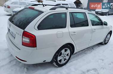 Универсал Skoda Octavia 2011 в 