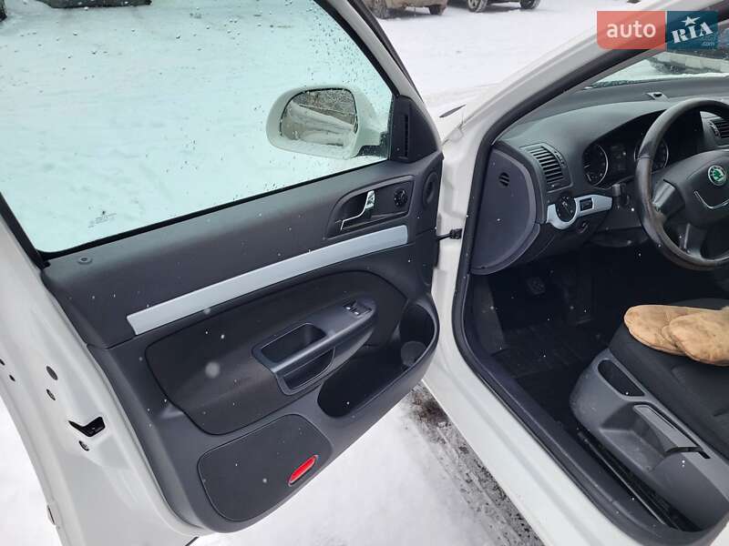 Универсал Skoda Octavia 2011 в Полтаве фото 19 Универсал Skoda Octavia 2011 в Полтаве