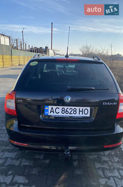 Універсал Skoda Octavia 2012 в 