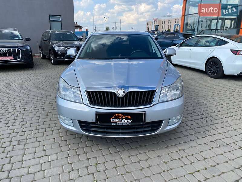 Ліфтбек Skoda Octavia 2010 в Львові