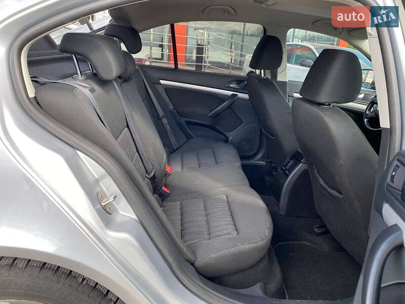 Ліфтбек Skoda Octavia 2010 в Львові