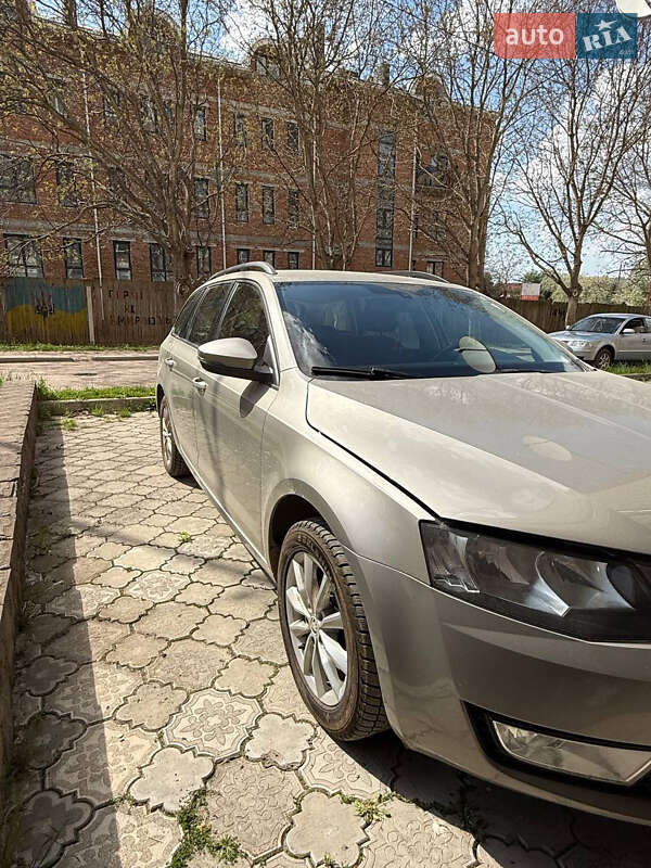 Универсал Skoda Octavia 2014 в 