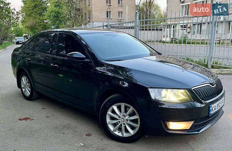 Лифтбек Skoda Octavia 2015 в Харькове