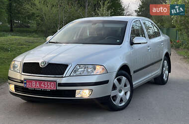 Ліфтбек Skoda Octavia 2006 в Умані