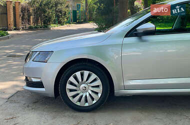 Ліфтбек Skoda Octavia 2017 в 