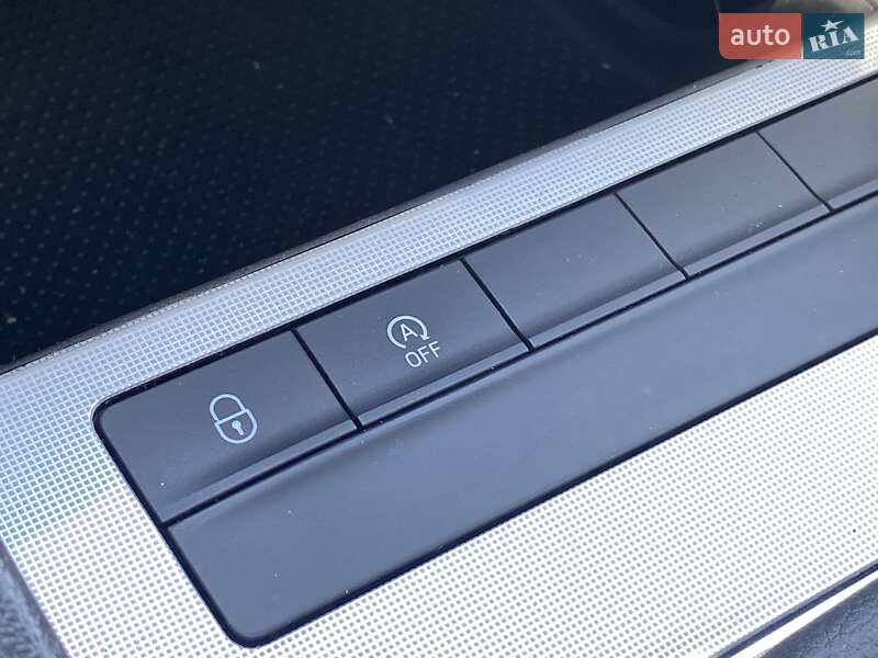 Лифтбек Skoda Octavia 2015 в Днепре
