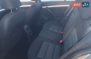 Лифтбек Skoda Octavia 2011 в 