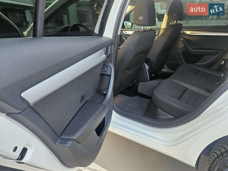 Лифтбек Skoda Octavia 2019 в Киеве